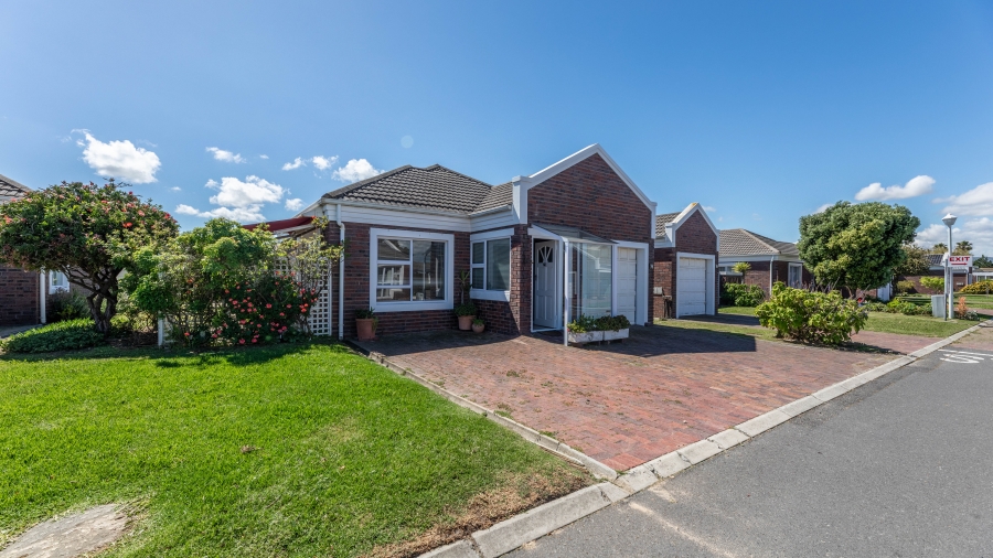 2 Bedroom Property for Sale in Parklands Western Cape